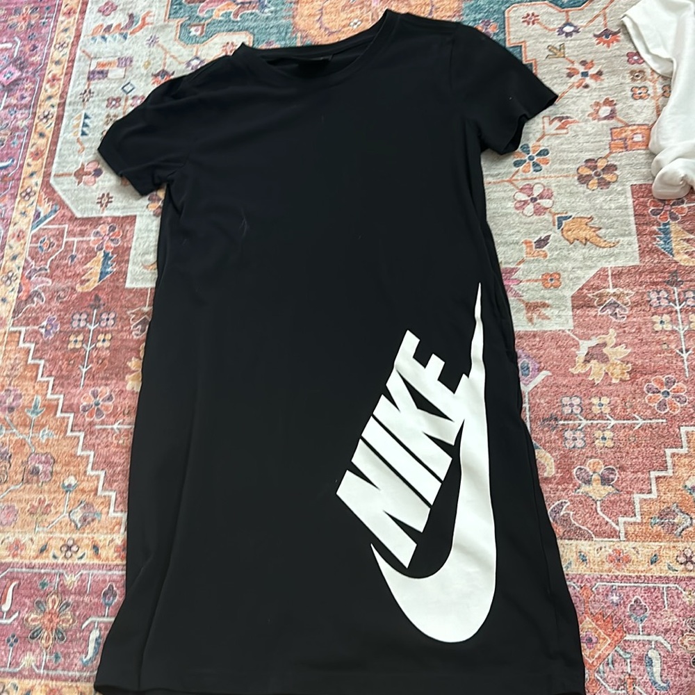 Nike girls dress size L.